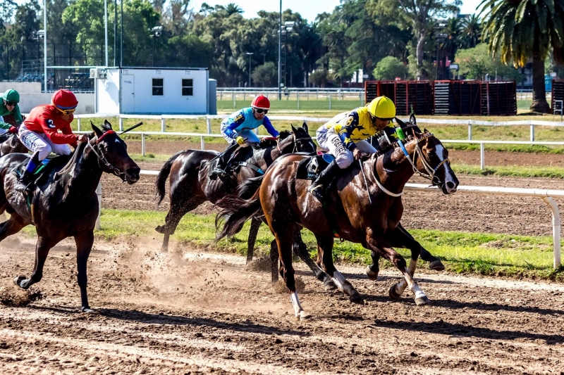 Barrionuevo resaltó en una jornada llena de emoción en el Hipódromo Independencia